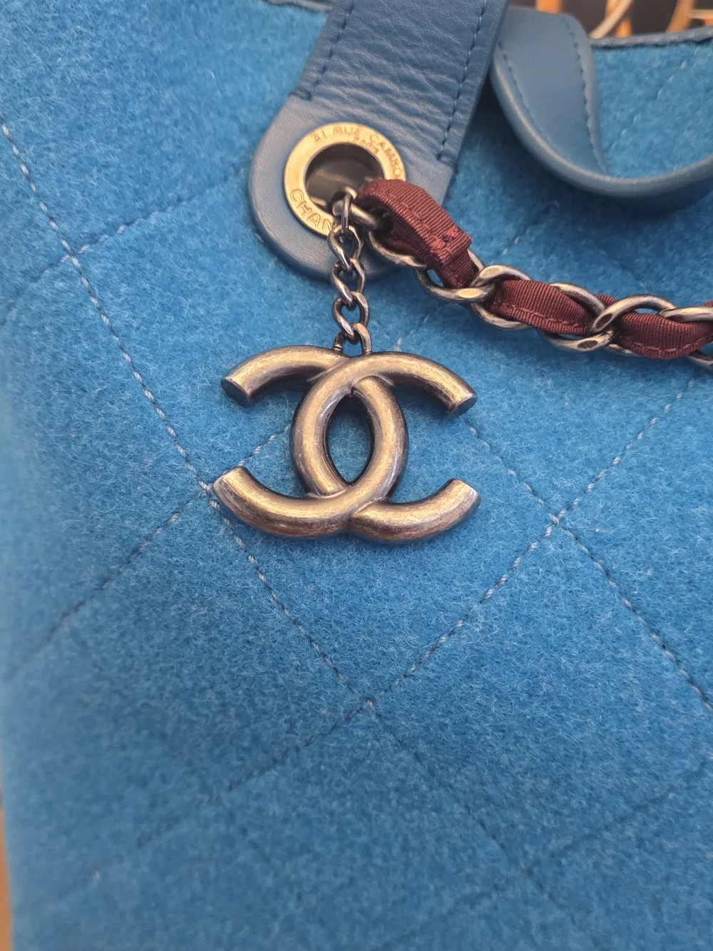 Chanel Deauville Blue Quilted Felt Tote Bag with CC Charm - Picture 3 of 17